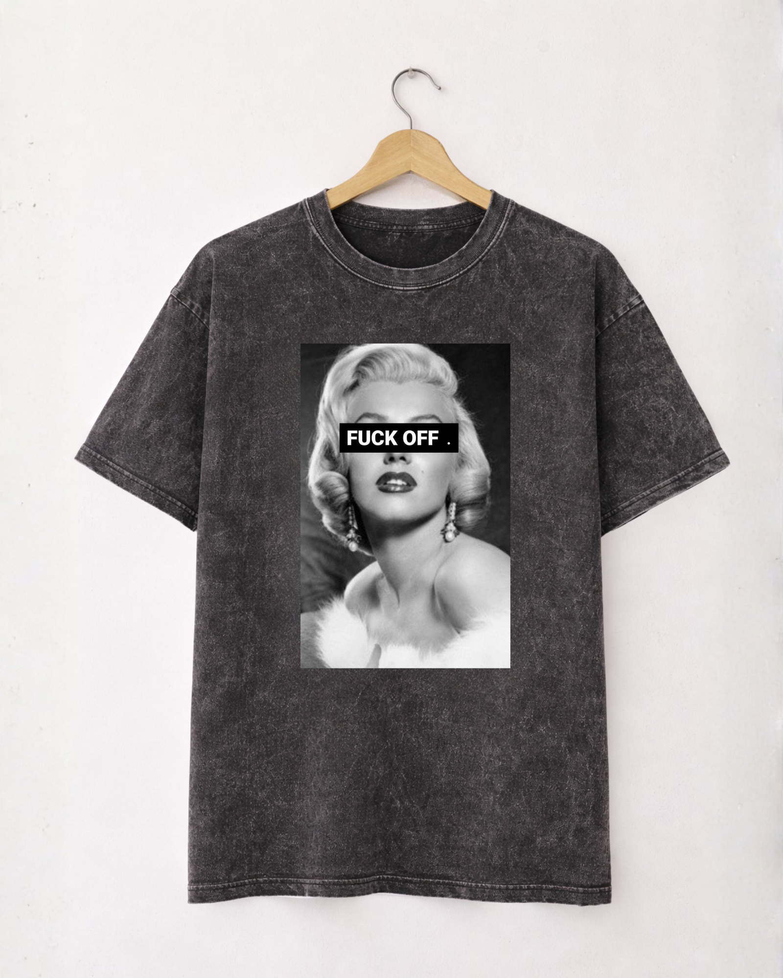 T-shirt Off
