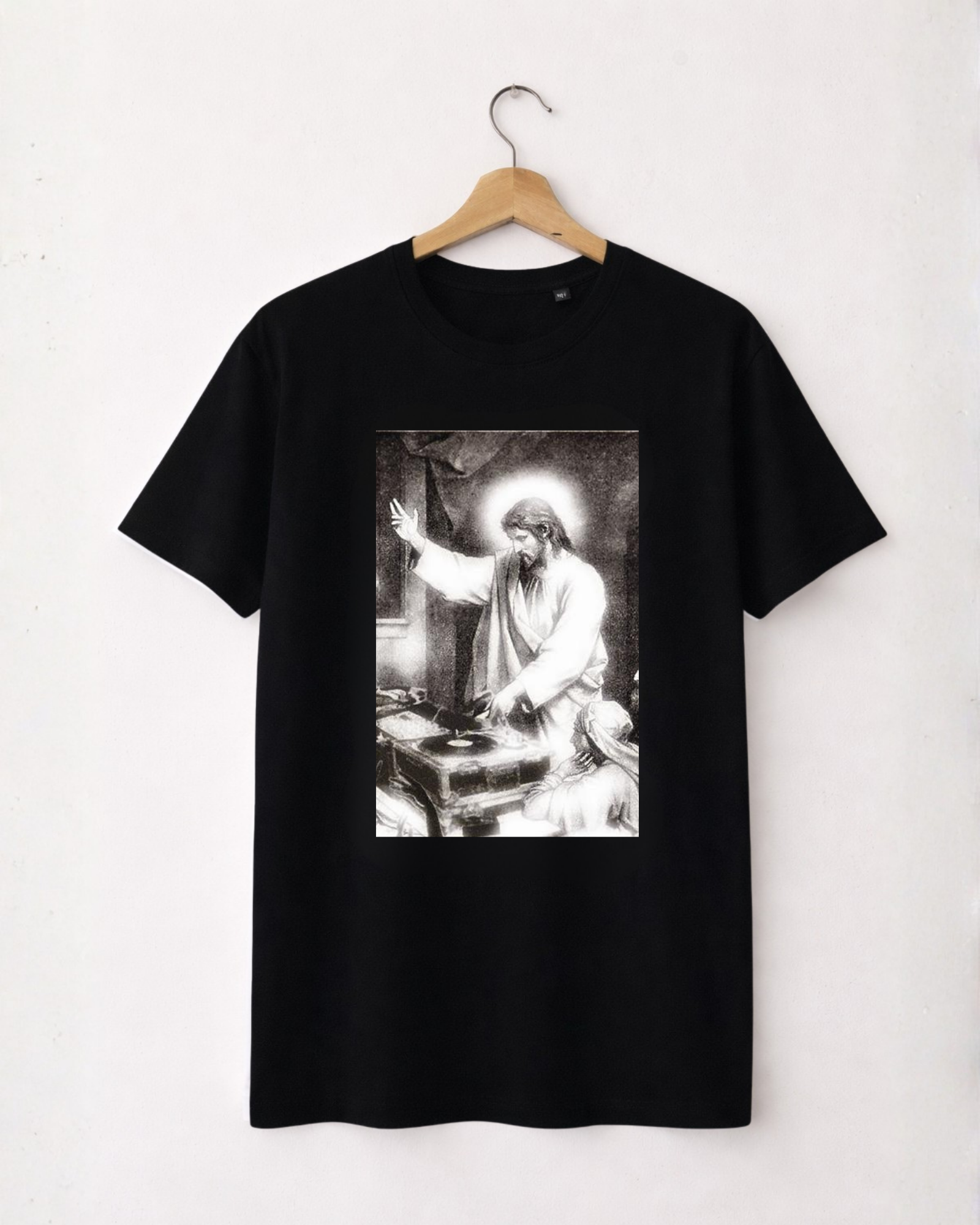 T-shirt Holy Beat