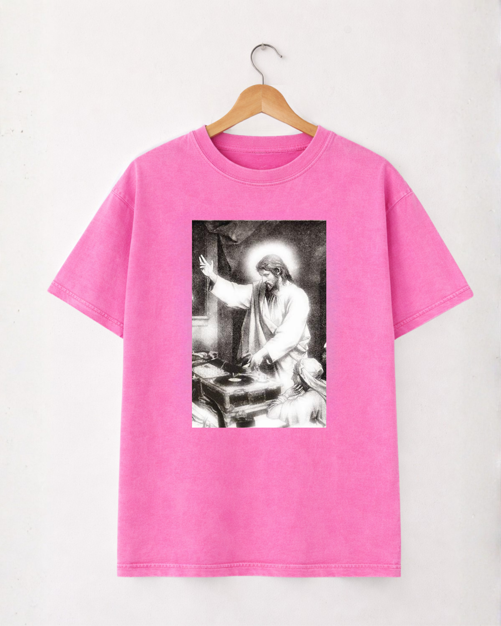 T-shirt Holy Beat